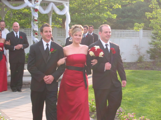 2006_0707KimAndHerUshers.JPG