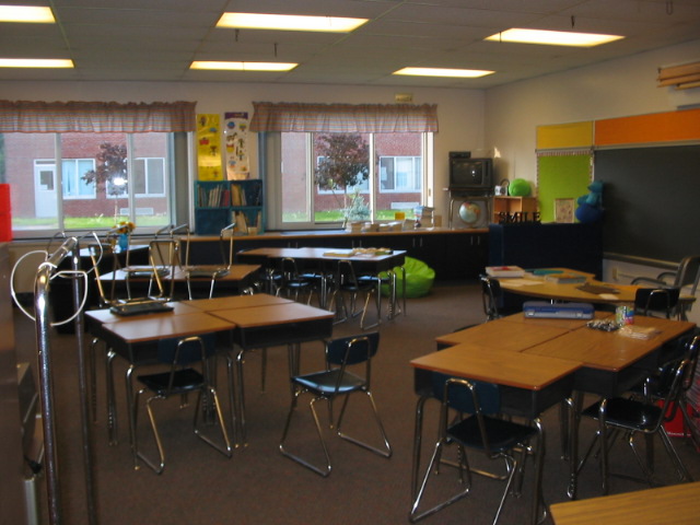 2006_0806NicholesClassroom2.JPG