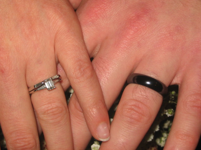 2006_0117_RingClose