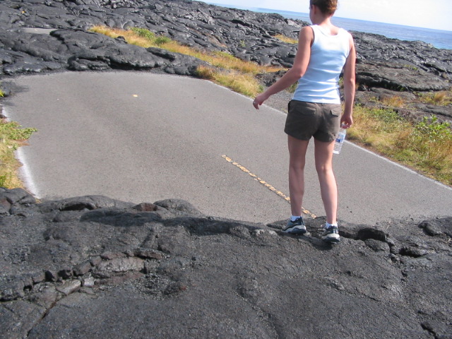 2006_0119_LavaCoveredRoad