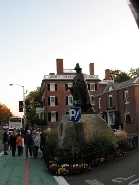 2007_1020CoolStatue.jpg