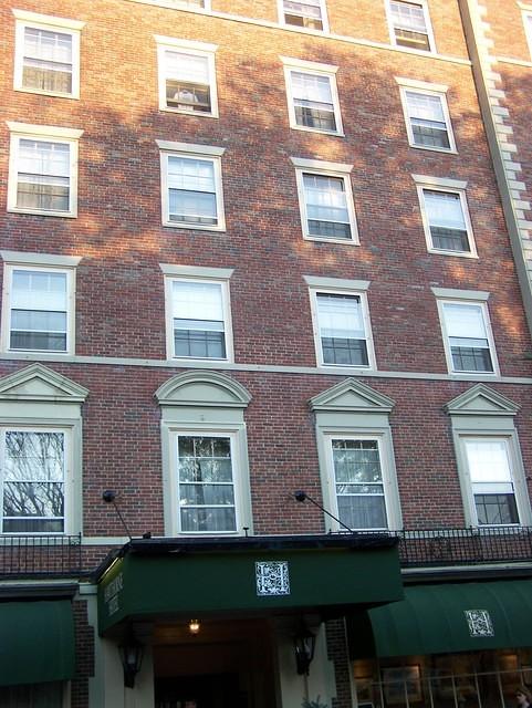 2007_1020HawthorneHotel.JPG