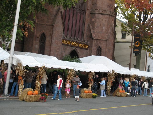 2007_1020SalemWitchMuseum.jpg