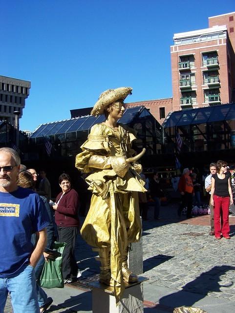 2007_1021LivingStatue.JPG