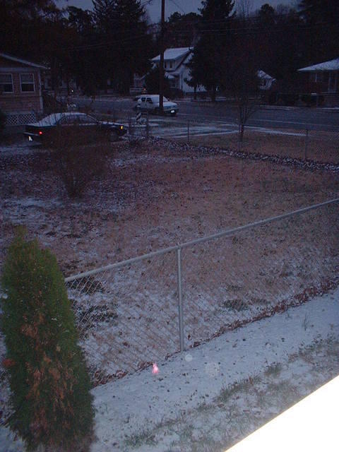 2007_1202FirstSnow.JPG