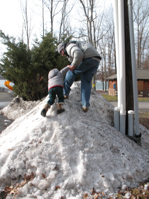 2007_1229Climbing.jpg