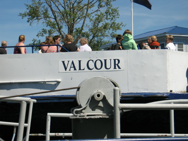 2008_0827ValcourOurFerry.jpg