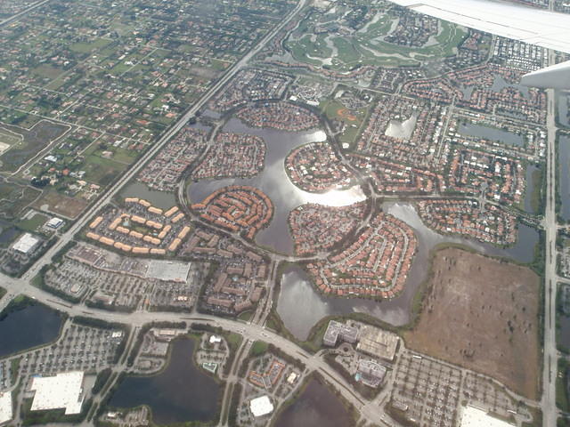 2009_1122LandingInFortLauderdale.JPG