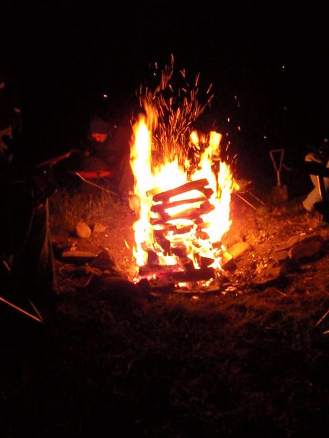 2009_0529GiaganticFire.jpg