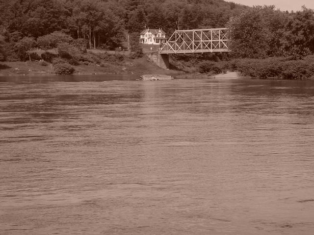 2009_0530Skinners.jpg