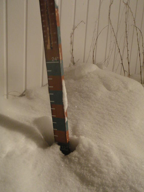 2009_1219Blizzard4.JPG