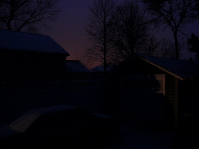 2009_1219PinkSkyAtNightMeansTushysDelight.JPG