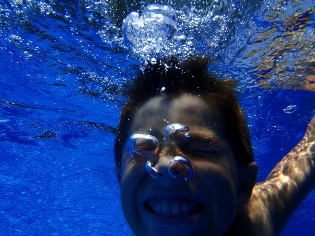 2010_0725ChrisBubbleNose.JPG