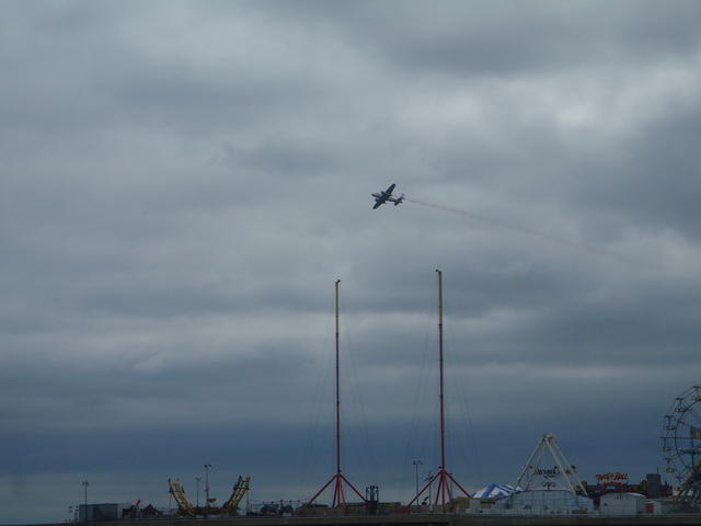 2010_0825ACAirshowRyan2.JPG