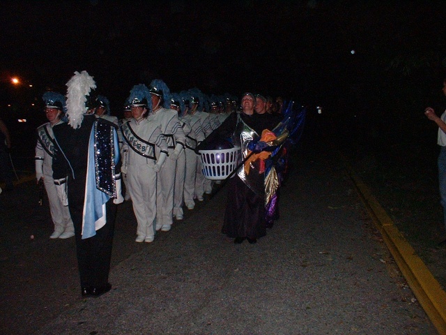 2003 0927MarchingToCompetition