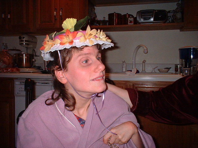 2003_0418EricasEasterBonnet