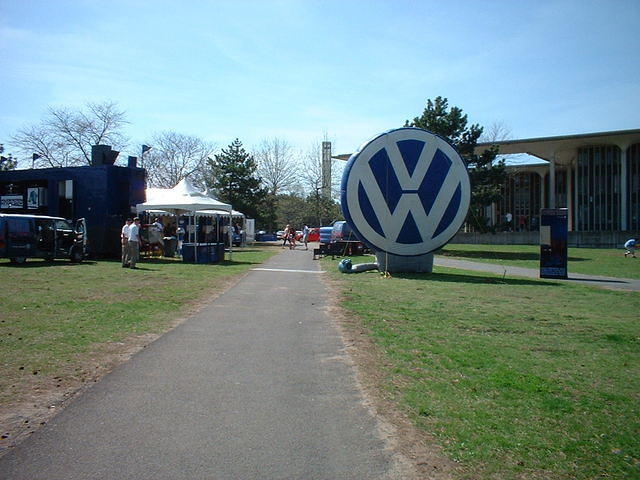 2002_0418VWShow