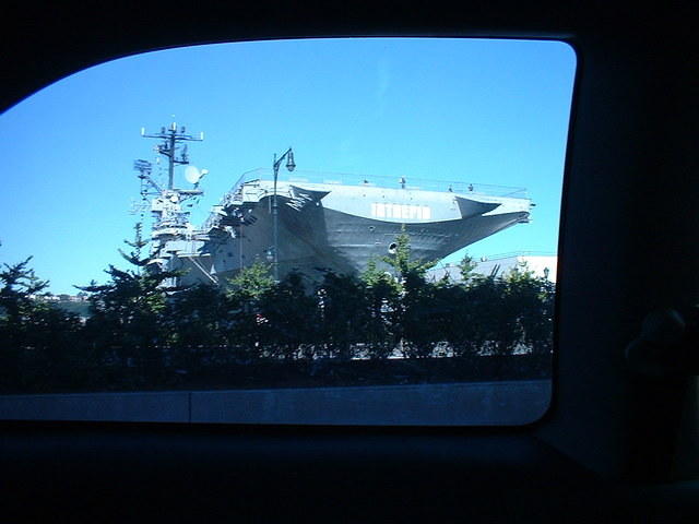 2004 1003 Intrepid