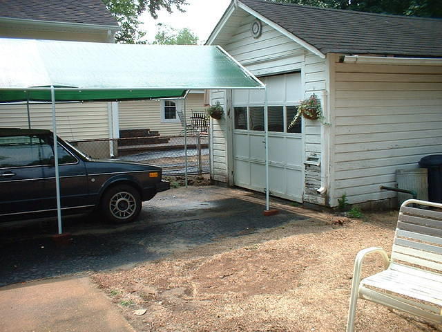 2005 0713 Garage